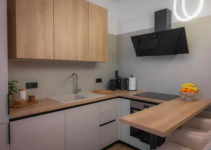 White Luxury Kateríni